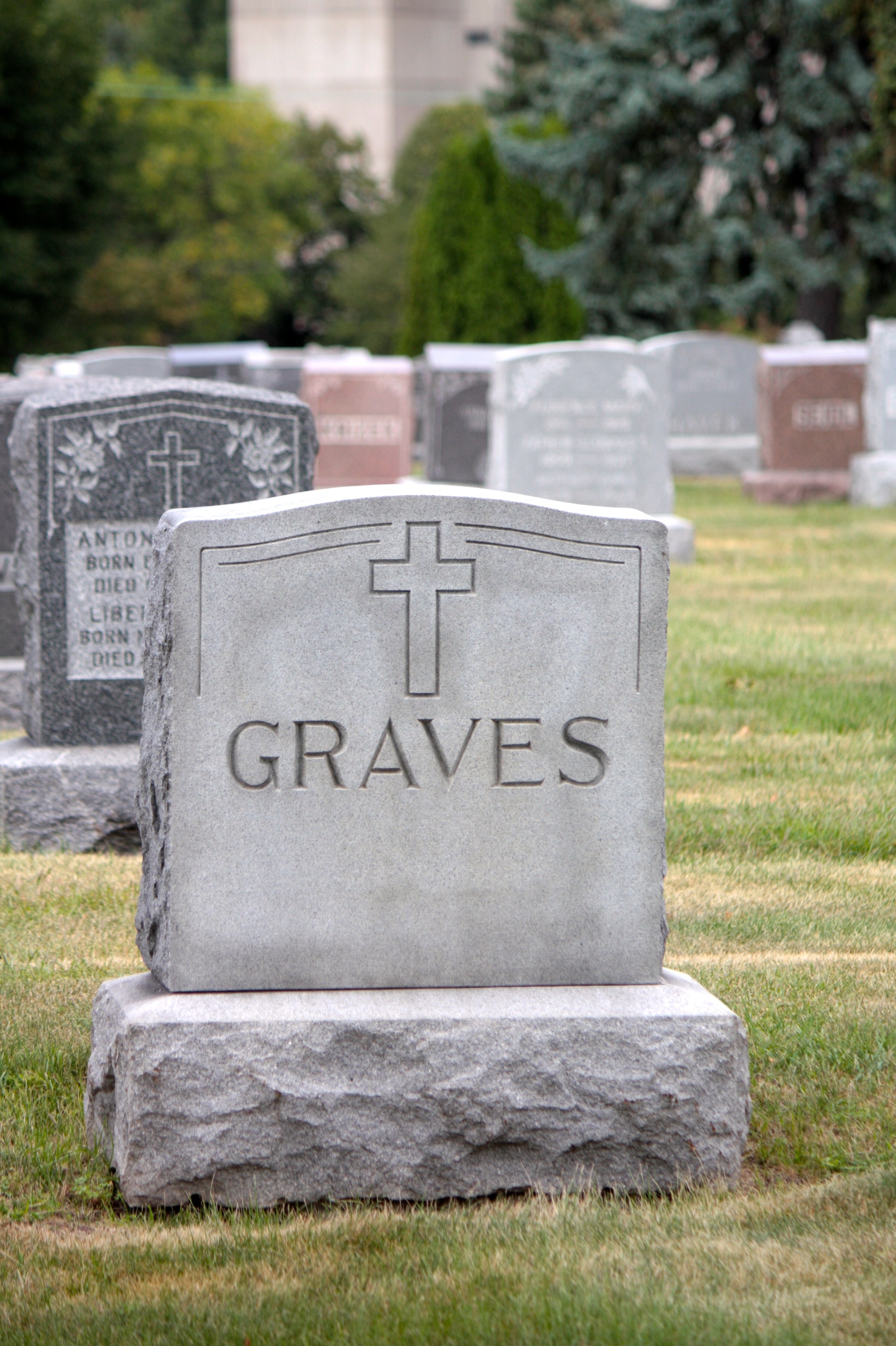 The Gravesâ€™ grave.