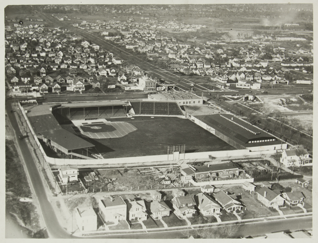 This areal view of Lexington Park is toward the east. Courtesy Minnesota Historical Society.