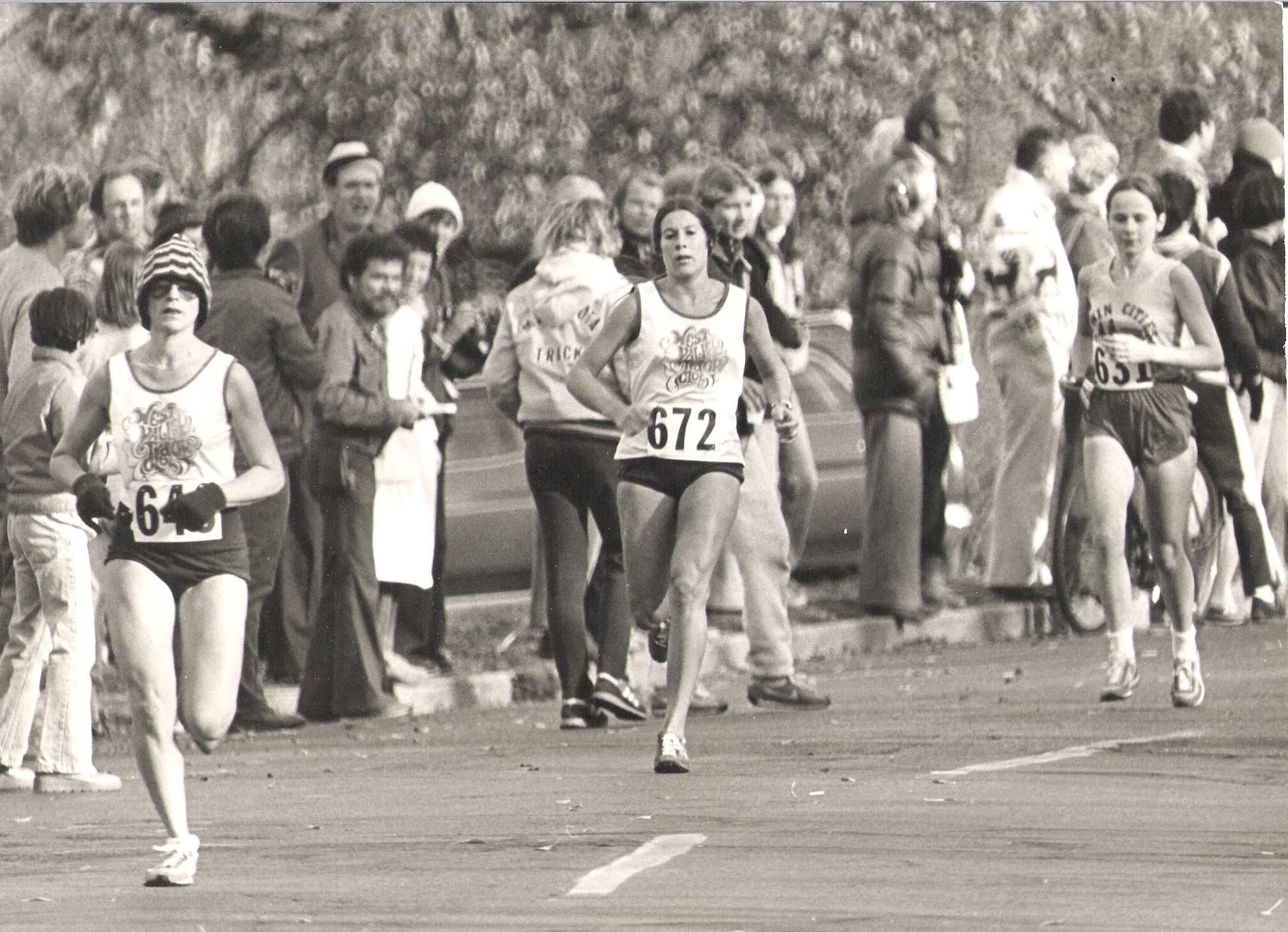 Three runners, including Jan Arenz of Minnesota, in the Women’s National Marathon Championship on October 23, 1977, in Saint Paul. Photo courtesy StarTribune.
