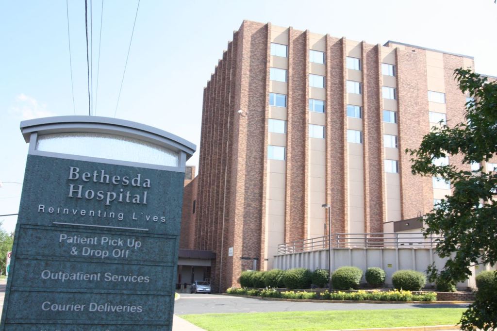 The Park Street/west wing and entrance to Bethesda Hospital. Named after several well-respected Bethesda physicians, its official name is the Holcomb Lundholm Sterner Memorial Wing.